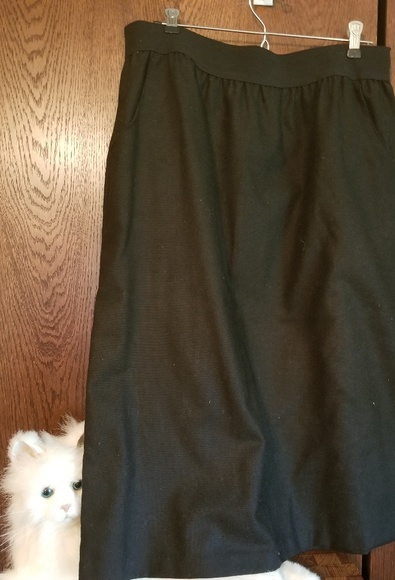 Ermane  black aline skirt Made in USA - Picture 1 of 2